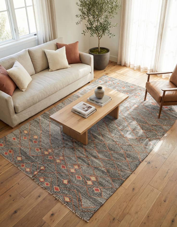 Detail image of 6' 6 x 9' 5  Hand Woven Kilim Modern Wool Rug