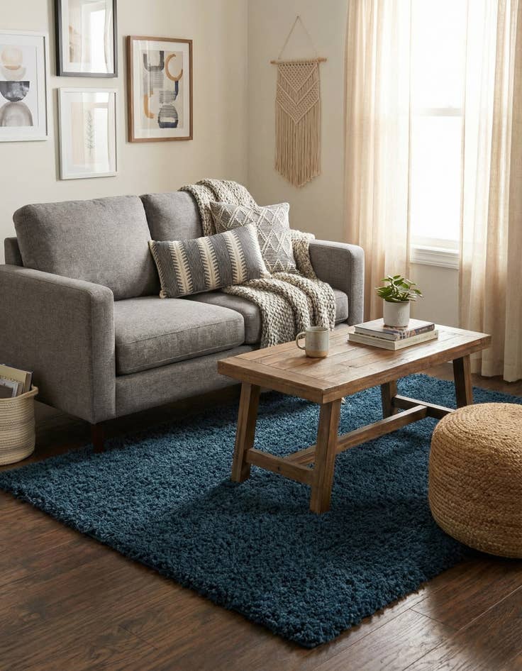 Detail image of 3' x 5' 3 Solid Shag Rug