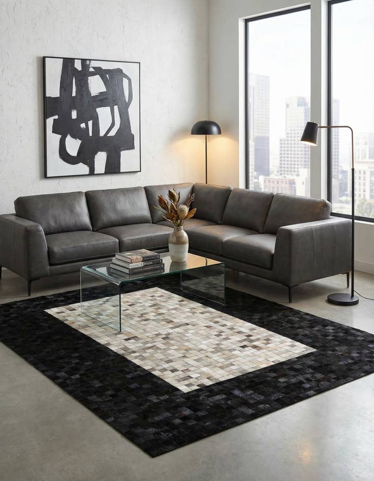 Detail image of 5' 1 x 7' 10 Cowhide - Patchwork Rug