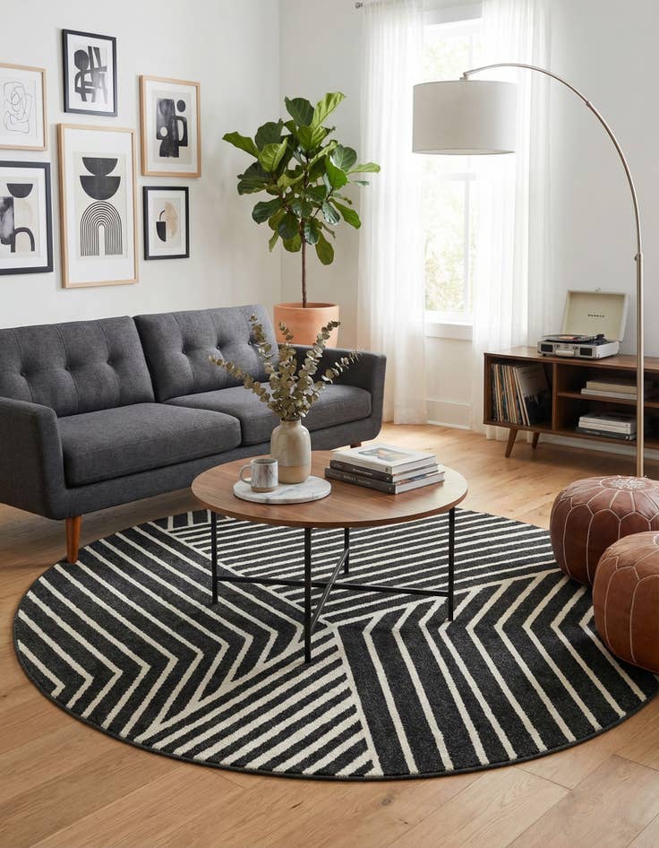 Detail image of 6' x 6' Oslo Round Rug