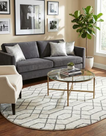 White Silver Marilyn Monroe™ Glam Trellis Oval Rug