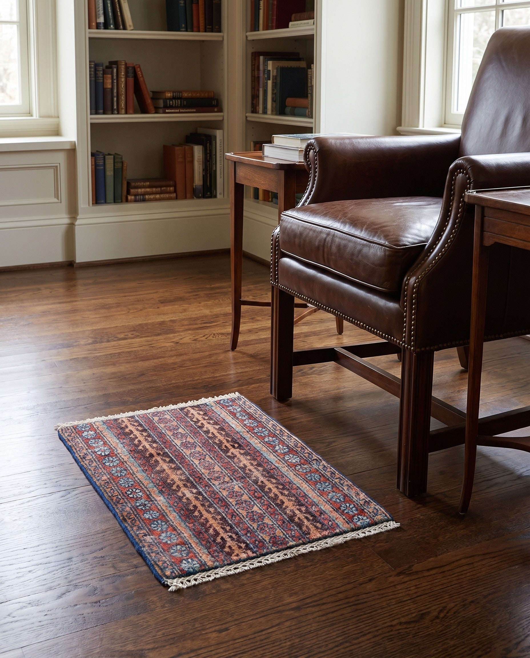 1' 4 x 2' Hand Knotted Ziegler Rug