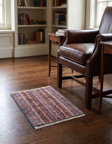 1' 4 x 2' Hand Knotted Ziegler Rug