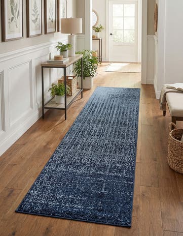 2' 7 x 10' Angelica Runner Rug