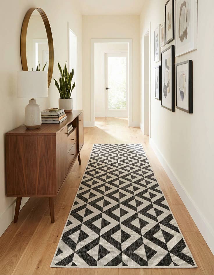 Detail image of 2' 7 x 10' Easy-Clean Jill Zarin Napa Indoor / Outdoor Runner Rug