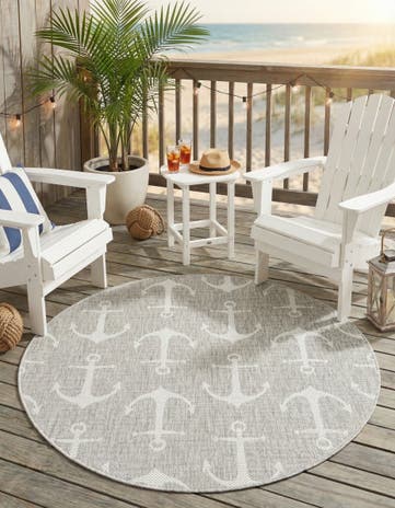 Gray Easy-Clean Coastal Indoor / Outdoor Round Rug