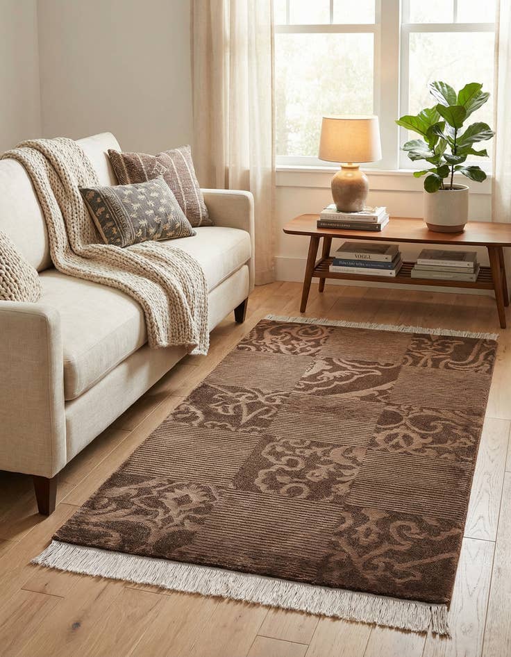 Detail image of 2' 8 x 4' 11  Hand Knotted Darya Wool Rug