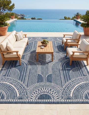 10' x 14' Easy-Clean Traditional Indoor / Outdoor Rug