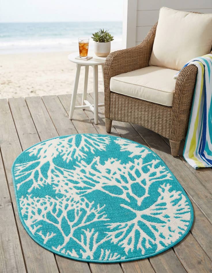 Detail image of 2' x 3'  Washable Coastal Indoor / Outdoor Oval Rug