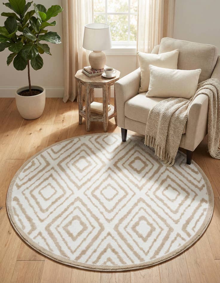 Detail image of 4' x 4' Hermitage Round Rug