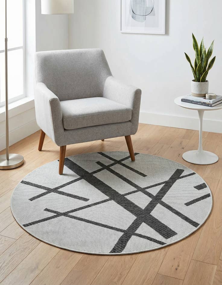 Detail image of  4' x 4'  Washable Modern Indoor / Outdoor Round Rug