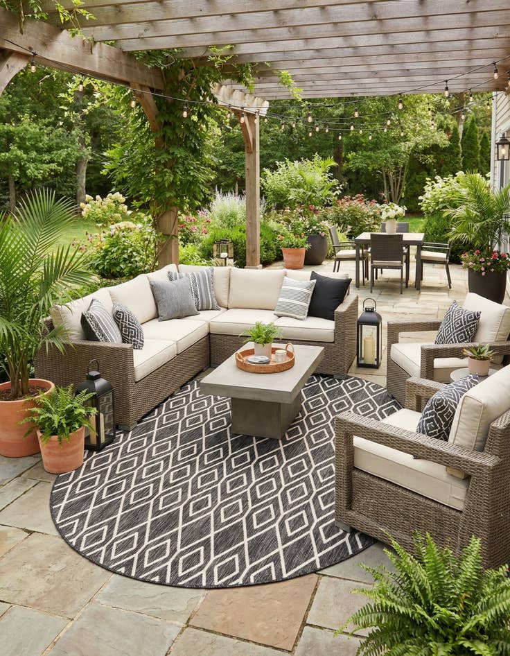 Detail image of 7' 10 x 10'  Washable Jill Zarin Turks and Caicos Indoor / Outdoor Oval Rug