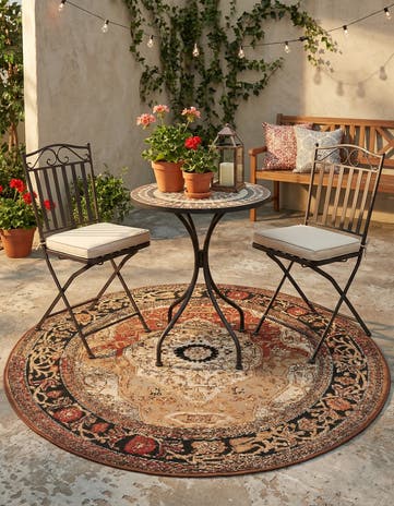 4' x 4' Easy-Clean Traditional Indoor / Outdoor Round Rug