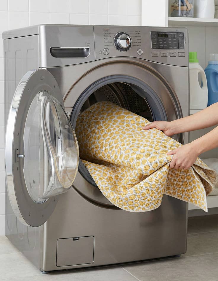 Detail image of 3' x 5' 3  Washable Jill Zarin Cape Town Indoor / Outdoor Rug