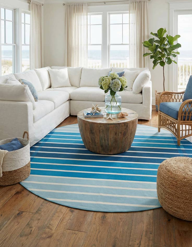 Detail image of 10' x 10' Easy-Clean Striped Indoor / Outdoor Round Rug