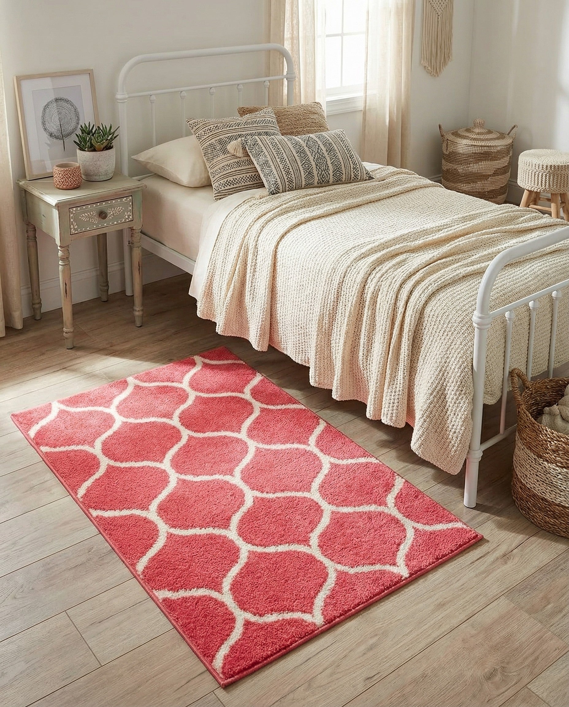  2' x 3' Lattice Frieze Rug