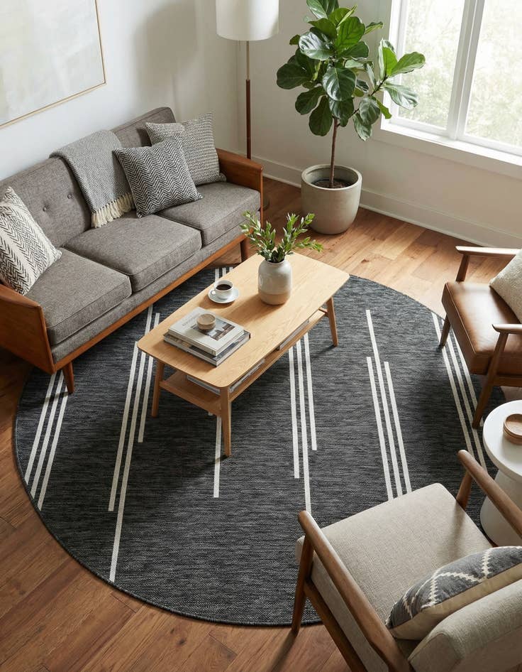 Detail image of 6' x 6' Easy-Clean Modern Indoor / Outdoor Round Rug