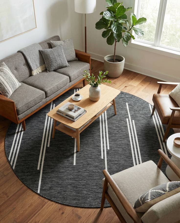 Detail image of 6' x 6' Easy-Clean Modern Indoor / Outdoor Round Rug