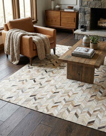 4' 9 x 6' 8 Cowhide Stocks Rug