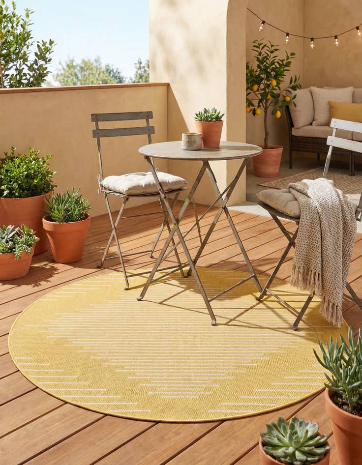 Detail image of  3' x 3'  Washable Modern Indoor / Outdoor Round Rug