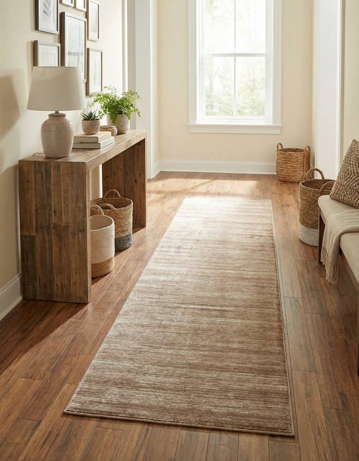 Detail image of  2' 7 x 12' Finsbury Runner Rug