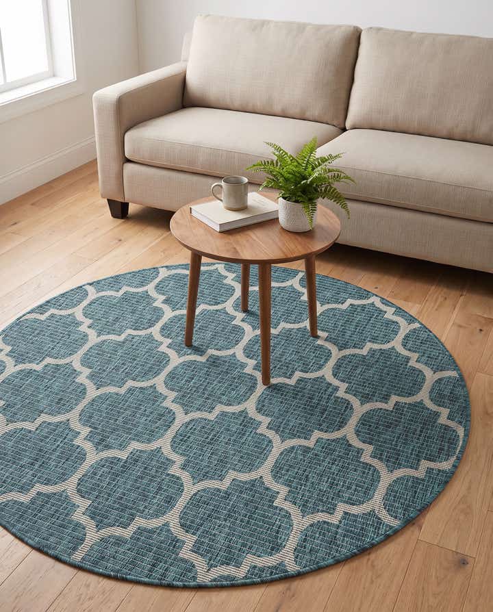 5' 3 x 5' 3 Easy-Clean Trellis Indoor / Outdoor Round Rug