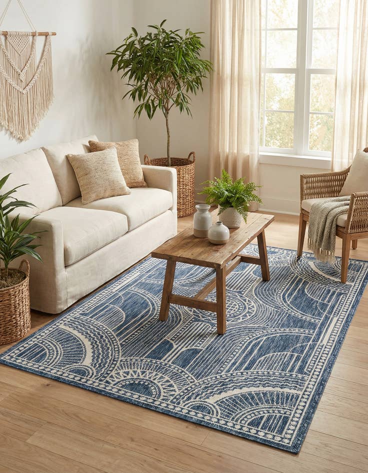 Detail image of  4' x 6'  Washable Traditional Indoor / Outdoor Rug