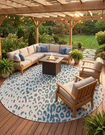 13' x 13' Easy-Clean Safari Indoor / Outdoor Round Rug