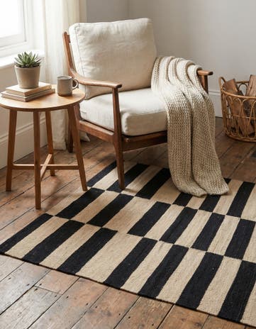 2' 7 x 3' 10 Hand Woven Kilim Modern Wool Rug