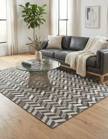 4' x 5' 5 Cowhide Leather Rug