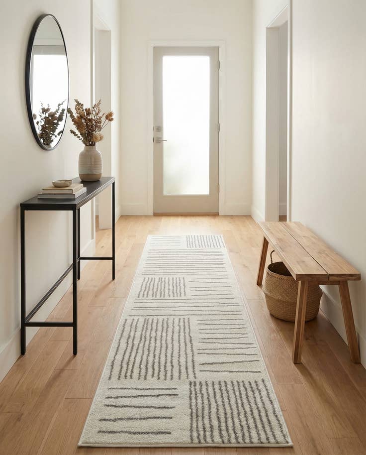 Detail image of 2' x 8' Hanahan Runner Rug