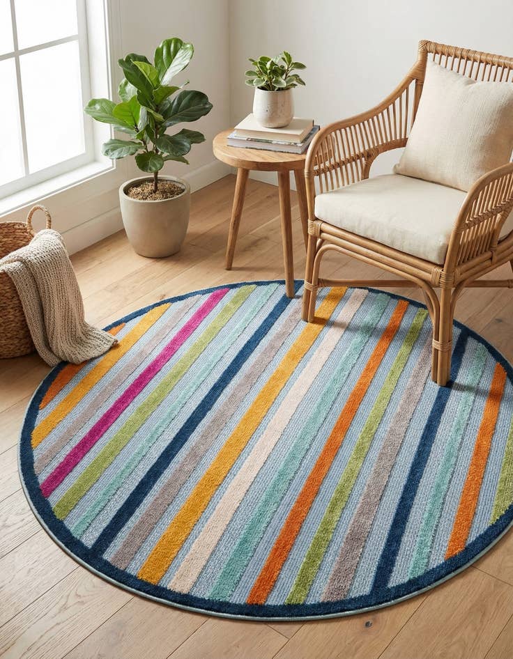 Detail image of 5' 3 x 5' 3  Washable Aruba Indoor / Outdoor Round Rug