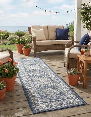 2' x 8' Easy-Clean Aztec Indoor / Outdoor Runner Rug