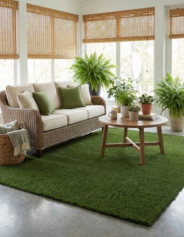 7' 10 x 11' Easy-Clean Grass Indoor / Outdoor Rug