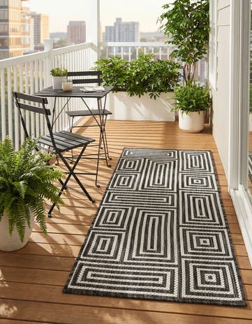 2' x 5' 3 Easy-Clean Modern Indoor / Outdoor Runner Rug
