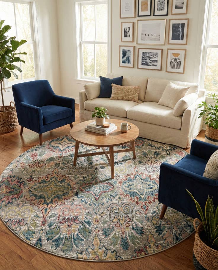 Detail image of 10' 2 x 10' 2 Charleston Round Rug