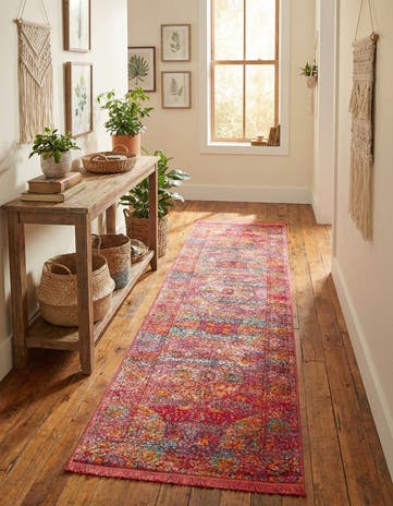 2' 7 x 10' Santiago Runner Rug