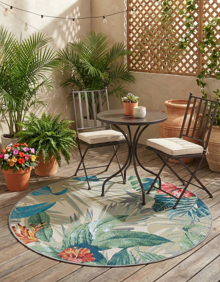 Detail image of 3' x 3'  Washable Botanical Indoor / Outdoor Round Rug