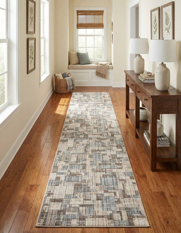 Detail image of 2' 7 x 12' Silta Runner Rug