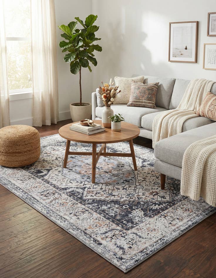 Detail image of  4' x 6'  Washable Yara Rug