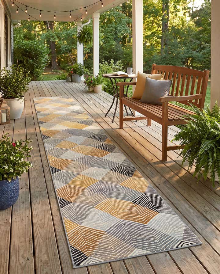 2' 7 x 12' Easy-Clean Modern Indoor / Outdoor Runner Rug