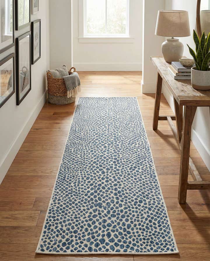 2' 7 x 10' Easy-Clean Jill Zarin Cape Town Indoor / Outdoor Runner Rug