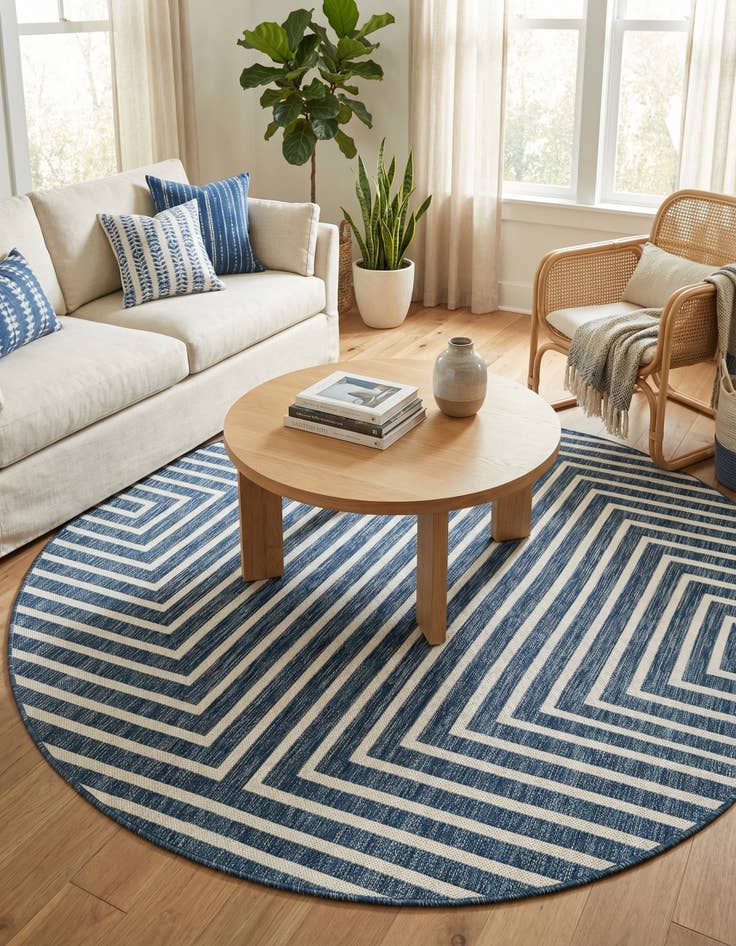 Detail image of  6' x 6'  Washable Modern Indoor / Outdoor Round Rug