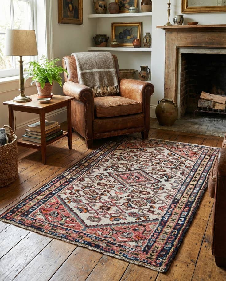 Detail image of 2' 4 x 3' 11 Hand Knotted Hossainabad Wool Rug