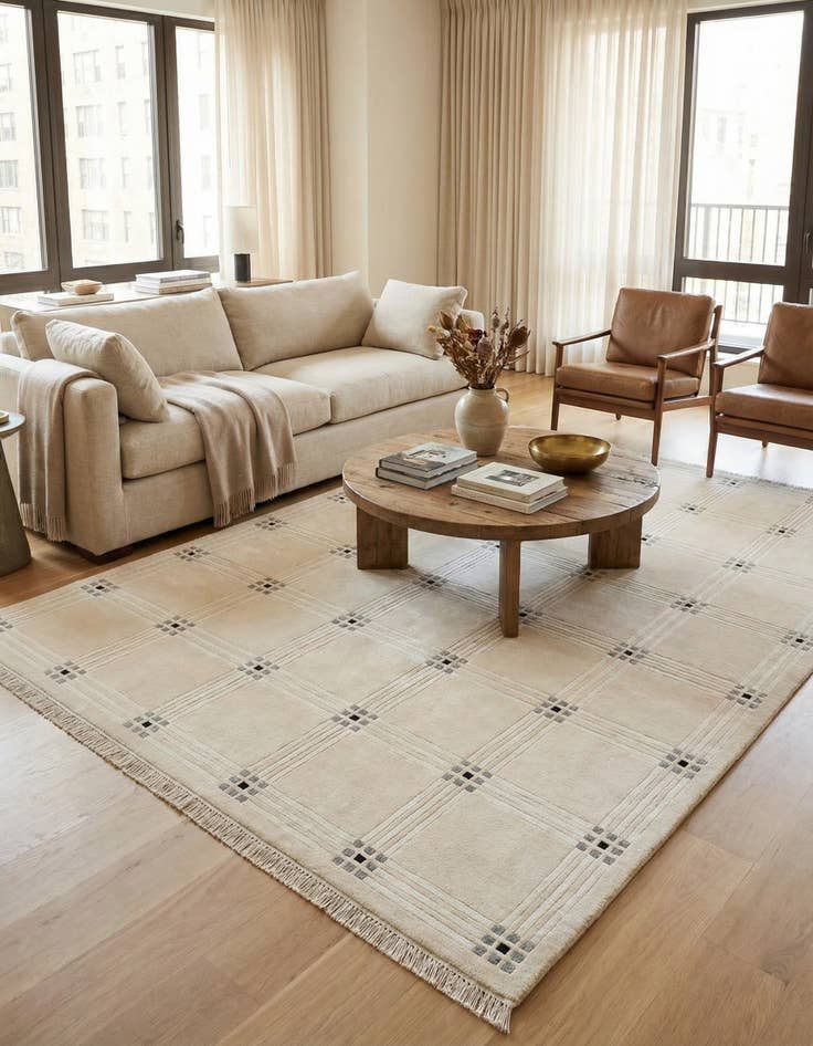 Detail image of 6' 5 x 9' 10  Hand Knotted Darya Wool Rug