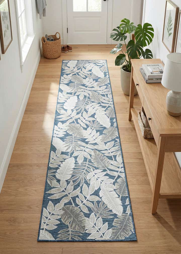 2' 7 x 12' Easy-Clean Botanical Indoor / Outdoor Runner Rug