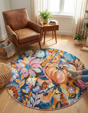 5' 3 x 5' 3 Blossom Round Rug