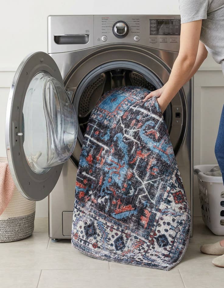 Detail image of  5' 3 x 5' 3  Washable Mangata Square Rug