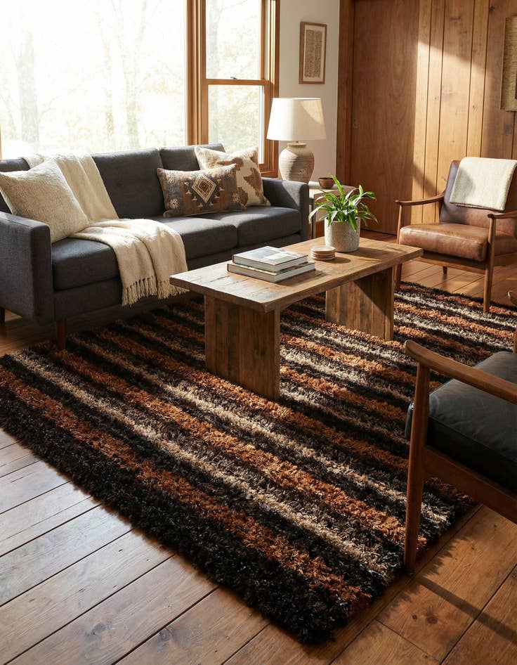 Detail image of 5' 1 x 6' 7  Hand Knotted Multi-Tone Shag Rug