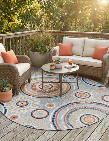 8' 2 x 8' 2 Easy-Clean Botanical Indoor / Outdoor Round Rug